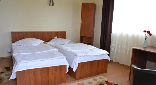 Tropical, Đặt Khách sạn Drobeta-Turnu Severin Mehedinti