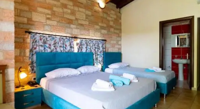 Трёхместный номер Standard с красивым видом из окна Ornella Beach Resort & Villas