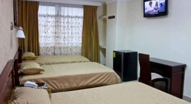 Airport Hotel