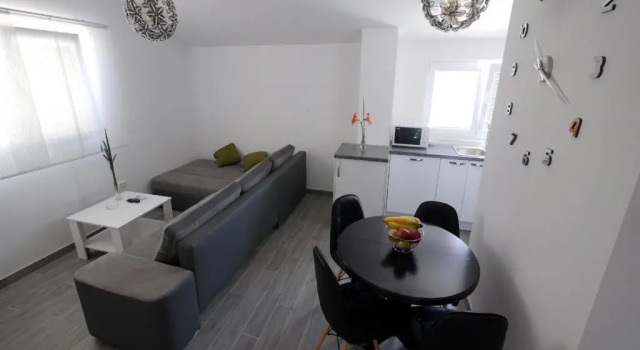 Apartments Maza