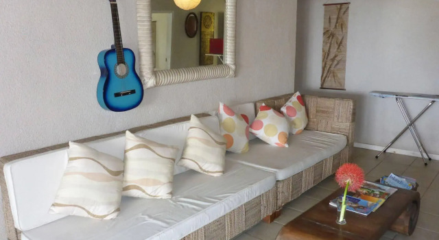 Room With A View & Apartment Style, Prenota Appartamento Hotel economici a Efate