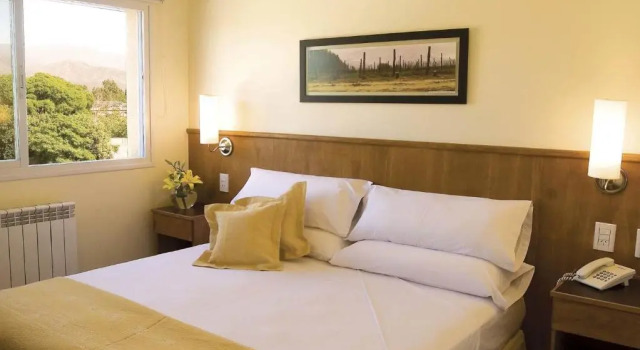 Трёхместный номер Standard Urbana Class Hotel