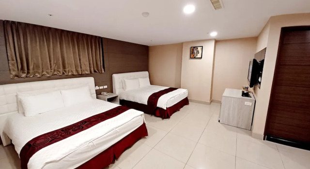 Четырёхместный номер Comfort Sa-Yo Hotel - Pier 2