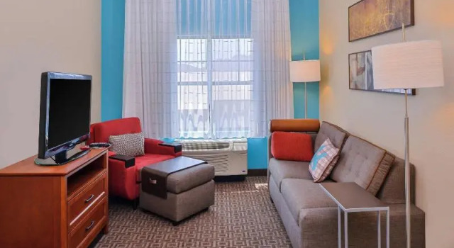 Четырёхместный люкс TownePlace Suites by Marriott Thousand Oaks Ventura County