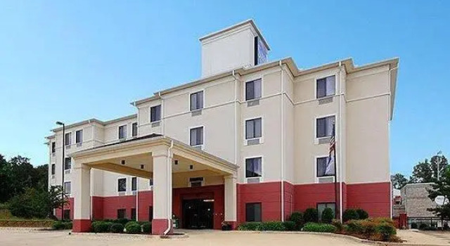 Sleep Inn & Suites, Buchen Sie Hotel SPA-Hotels in Tupelo, SPA