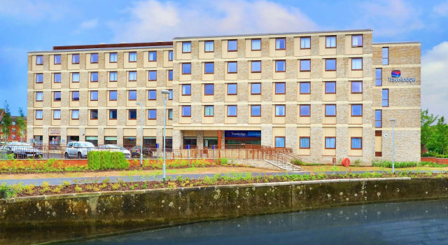 Travelodge York Central Layerthorpe, Забронировать Отель Отели Северного Йоркшира с парковкой, Парковка