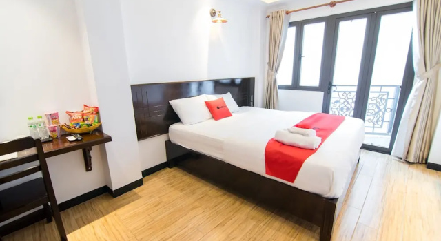 Двухместный номер Deluxe RedDoorz Plus near Ba Chieu Local Market