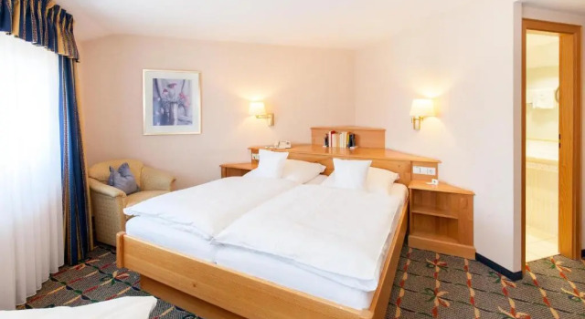 Номер Comfort Landgasthof Hotel Hirsch