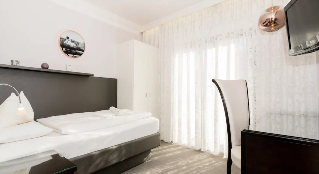 Одноместный номер Standard с балконом и с видом на горы Hotel Villa Groff