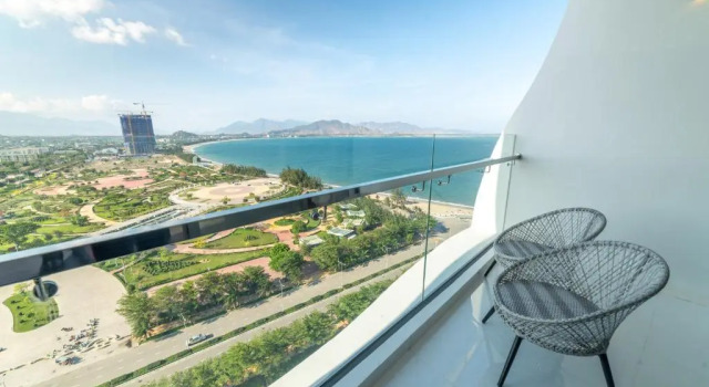 Трёхместный номер Deluxe с видом на море Long Thuan Hotel & Resort