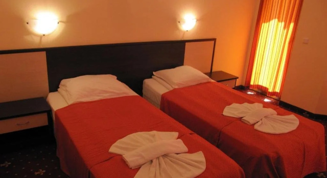 Maverick Hotel