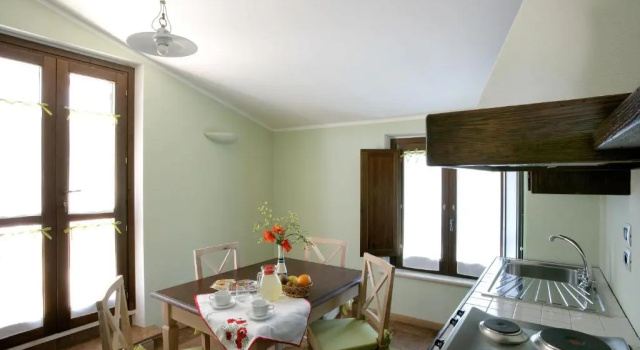 Appartamenti Poggio Fiorito, Varaa Hotelli Rivotorto Umbria