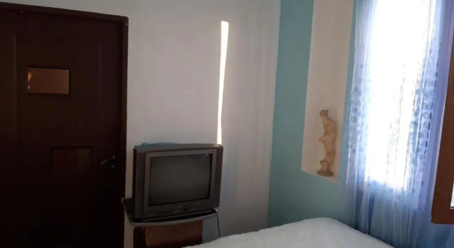Sam's Place and Tours