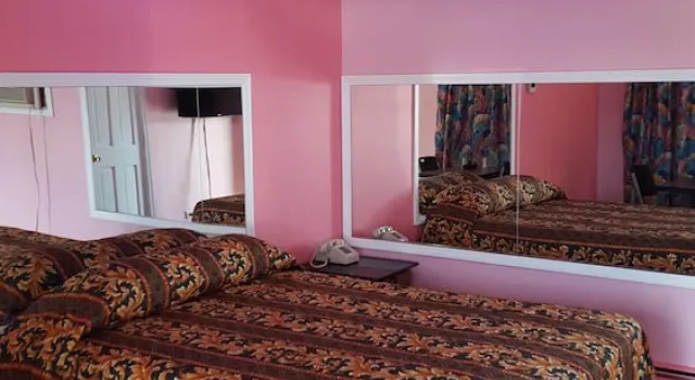 Sharn's Motel