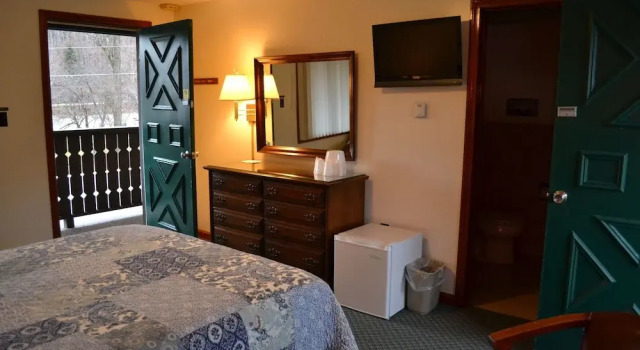 Двухместный номер Comfort с балконом The Kancamagus Lodge