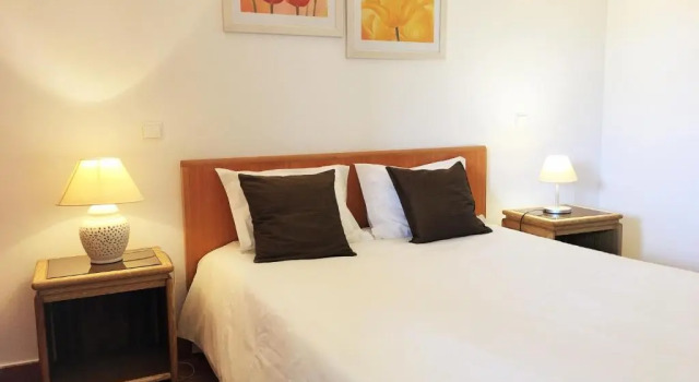 Апартаменты Apartamento T1 em Lagos com piscina e garagem