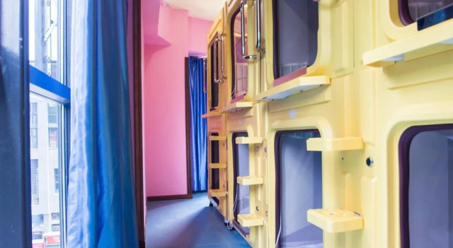 Mr. Xu's Space Capsule Youth Hostel, Book Hostel Hostels in Chongqing, Hostel