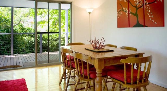 The Apple Tree, Book Vacation Home SPA Hotels in Victoria, SPA