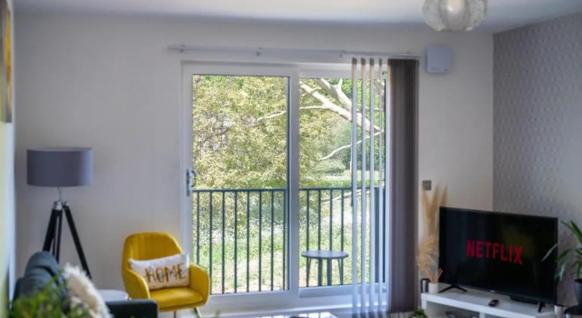 Апартаменты с 2 комнатами Ash View Place 4 -heathrow - Thorpe Park - Free Parking