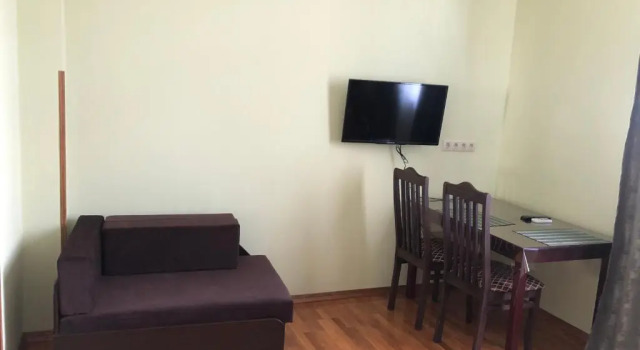 Lora Guesthouse