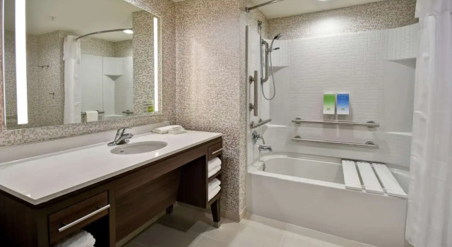 Люкс Home2 Suites By Hilton Frankfort