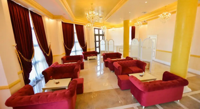 Hotel Luani Arte