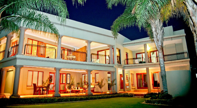 Silver Palms Guest House, Reservar Casa de hóspedes Silver Lakes Pretoria