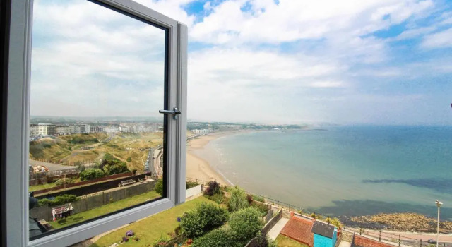 Апартаменты Deluxe Bay View Holiday Apartments