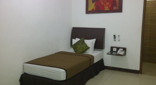 Urbanview Hotel Cozy Samarinda, Rezervovat Hotel Hotely v Kalimantan s parkováním, Parkování