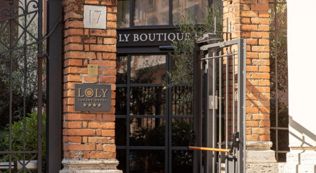 Loly Boutique Hotel