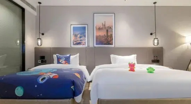 Country Inn & Suites by Radisson, Jiujiang BALIHU International Automobile City, Rezerwuj Hotel Jiujiang Jiangxi