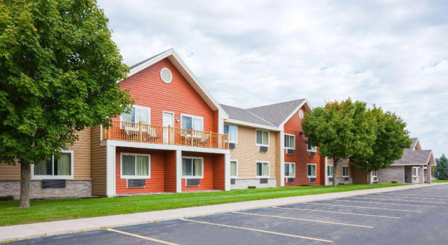 Четырёхместный номер Standard AmericInn by Wyndham Sartell