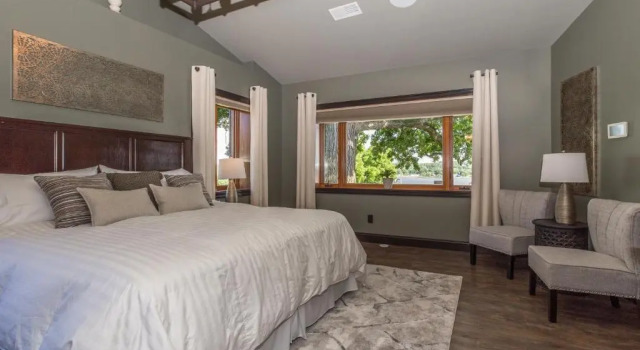 River View Lodge, Reserva ahora Hotel Le Claire 