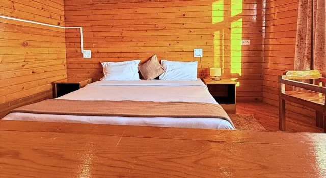 EDM Hostel