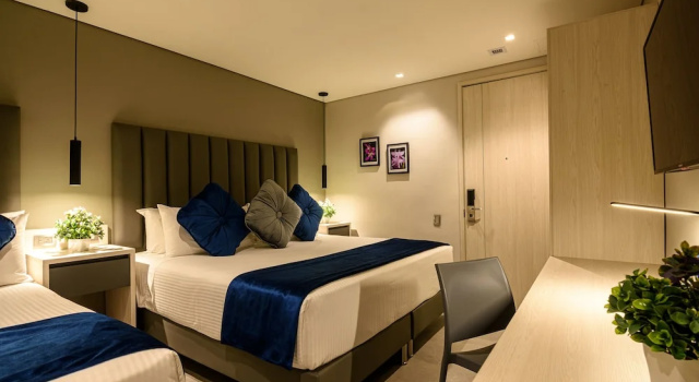 Трёхместный номер Standard 4 Sur Hotel