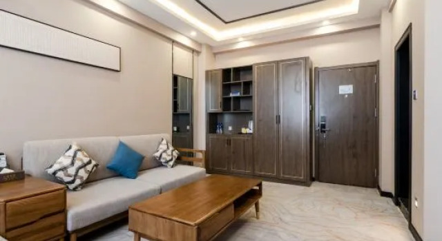 Superior Suite Peoples Hotel