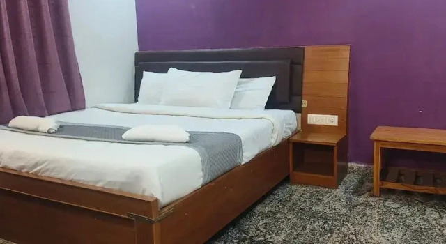Ecr Royal Elite, Varaa Hotelli Chennai Tamil Nadu