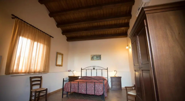 Agriturismo Antichi Granai, Book Hotel Hoteller i Calatafimi Segesta med parkering, Parkering