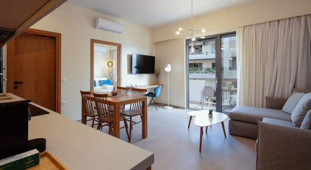 Семейные апартаменты с балконом 7 City Luxury Apartments