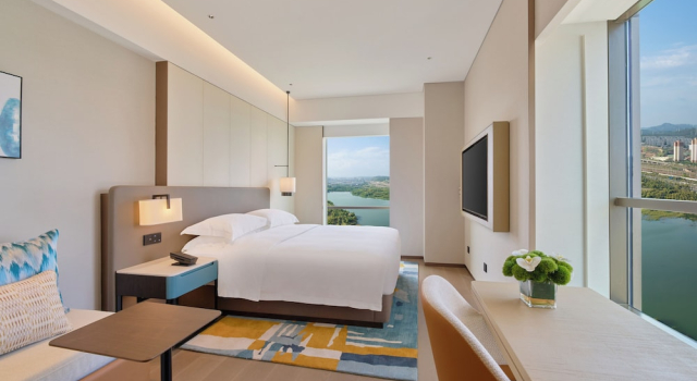 Двухместный семейный номер Standard с видом на озеро LIVING MINYOUN PERENNIAL KUNMING(Kunming South Railway Station)
