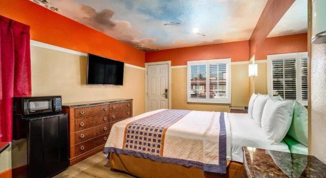 Номер Standard Geneva Motel