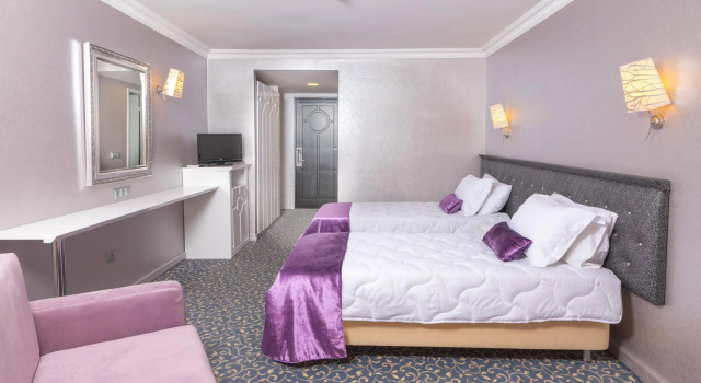 Caprice Beach Hotel