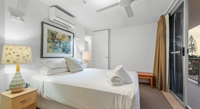 Stylish 3BR Oceanfront Stay by Mooloolaba Esp, Rezervasyon Daire Mooloolaba Sunshine Coast, Mooloolaba Gezi Yolu yakınında