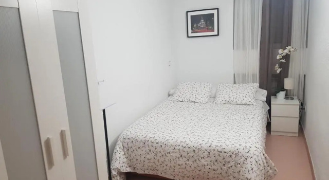 Pradera San Isidro 1, Забронировать Отель Карабанчель Мадрид, рядом с Урхель