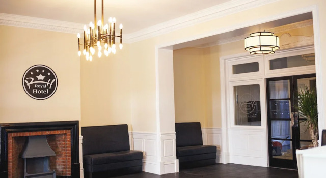The Royal Hotel, Rezervasyon Otel Merseyside otoparklı oteller, Otopark