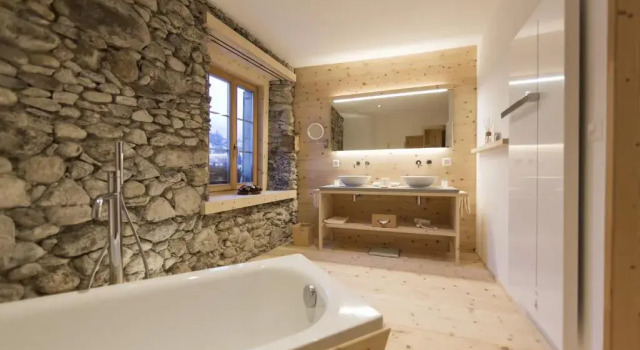 Номер Standard Relais & Châteaux IN LAIN Hotel Cadonau