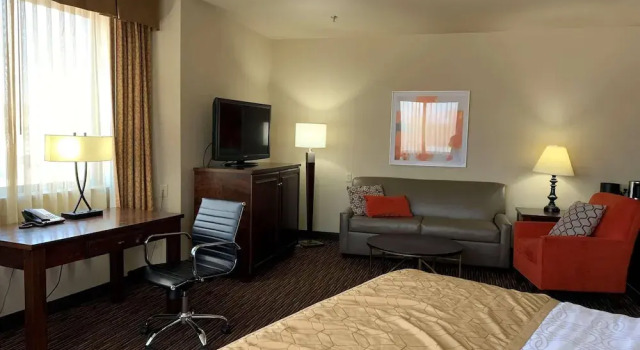 Люкс c 1 комнатой Radisson Hotel River Falls