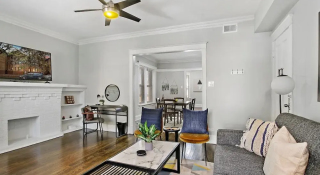 2BR Comfy & Chic Sunnyside Apt near Shop