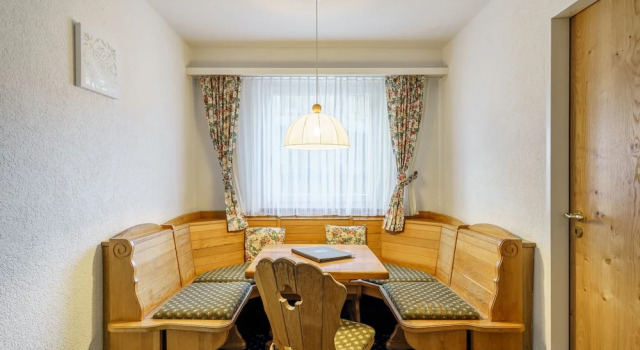 Семейный номер Standard с балконом Hotel Alpenroyal