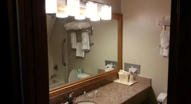 Номер Standard Best Western Indian Oak